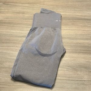 NVGTN Women’s SMALL Grey Leggings